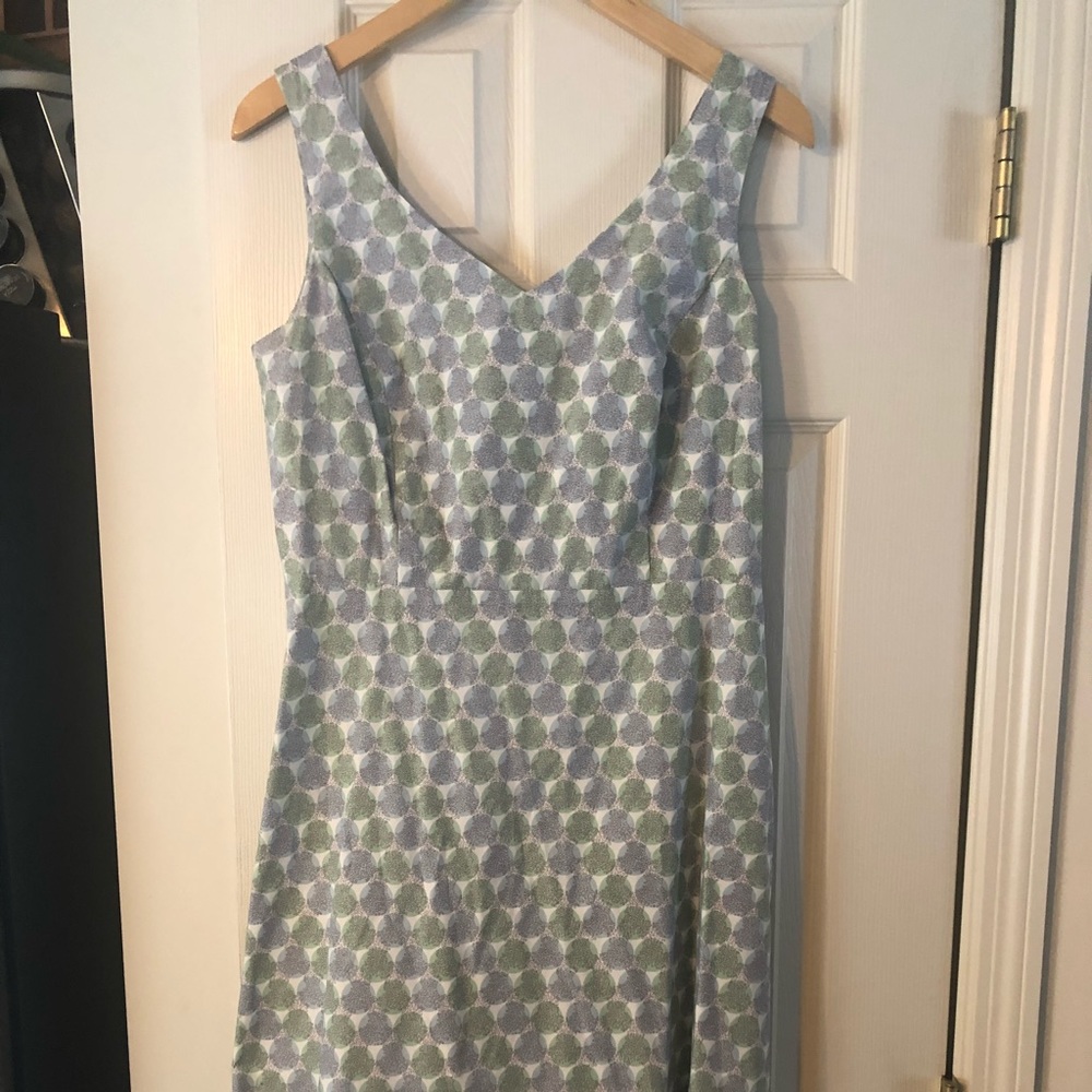 🏴󠁧󠁢󠁥󠁮󠁧󠁿Boden sleeveless dress size 10